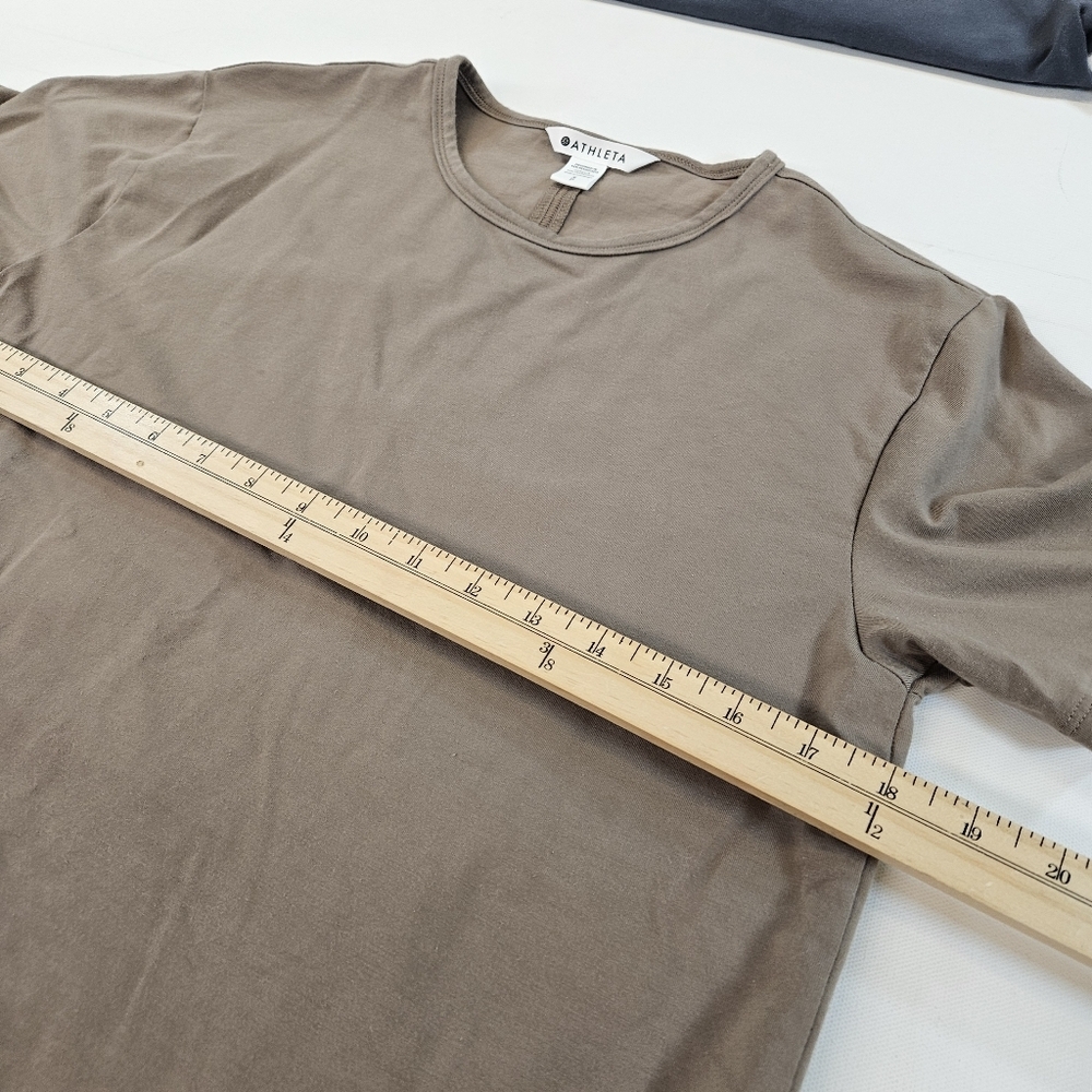 Lot Of 3 Athleta Shirts Womens Small Short Sleeve Tan Gray And White - Picture 4 of 13